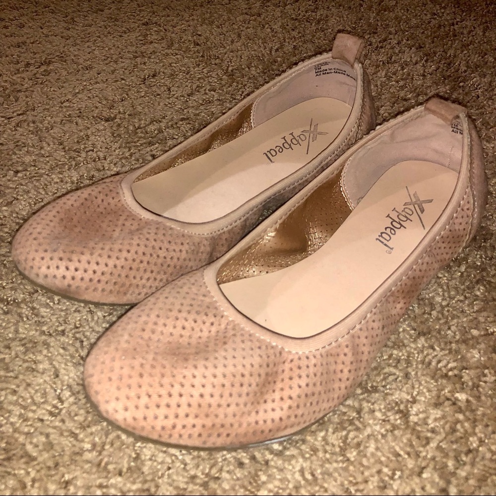 XAppeal•Nude•Flats•Size 7